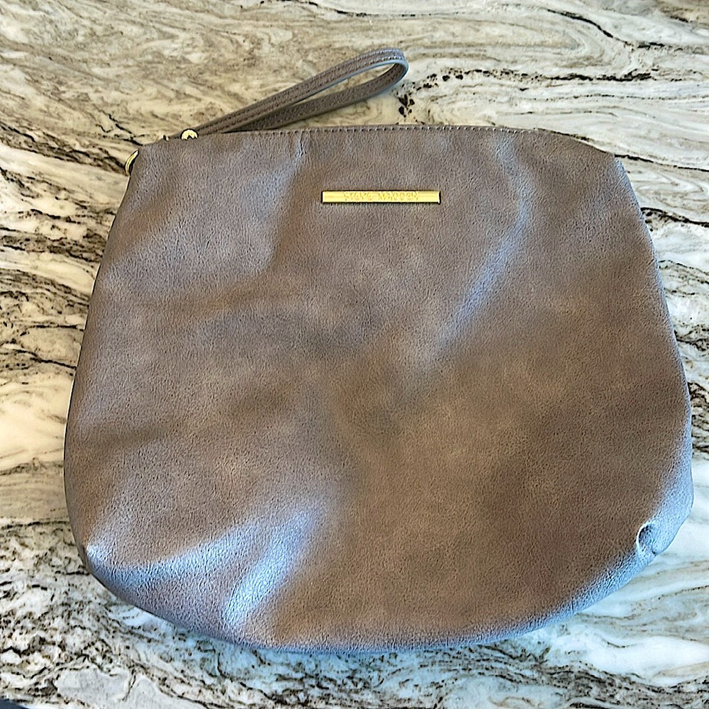 STEVE MADDEN lined beige cosmetic bag
